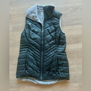 North Face black vest with grey fleece lining, reversible!!